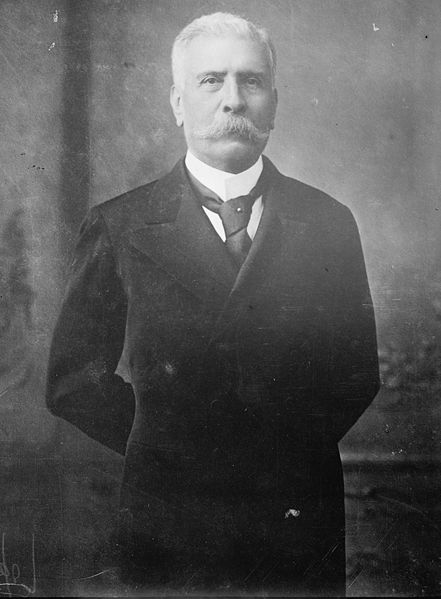 Archivo:Porfirio Diaz civilian.jpg